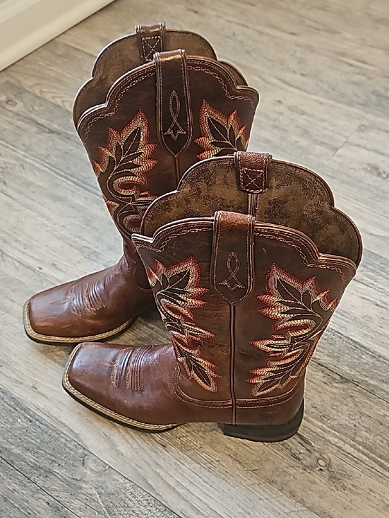 Ariat Shoes - Ariat Brown Leather Western Boot Interior Detail